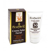 Crema solar facial SPF30...